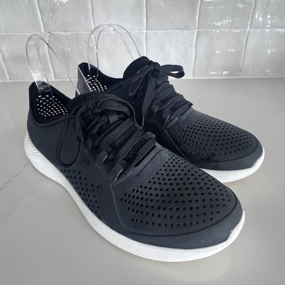 CROCS Shoes - Crocs LiteRide Pacer Sneaker Womens 9 Black White Comfort Lace Up Lightweight